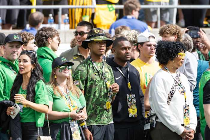 2025 wide receiver Isaiah Mozee on a visit to Oregon.